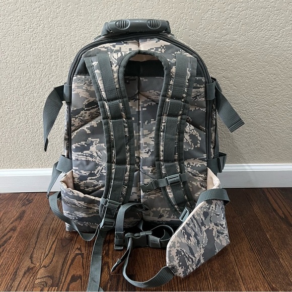 Code Alpha 3 Day Tactical Expandable Camouflage Military Type Backpack, Preowned - Picture 3 of 16